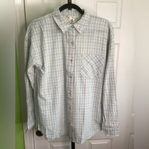 Hem & Thread Light Blue and Tan Plaid Shirt, size Medium, NWT